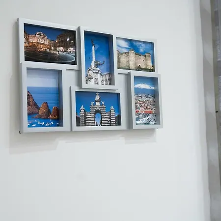 Tourist's קטאניה