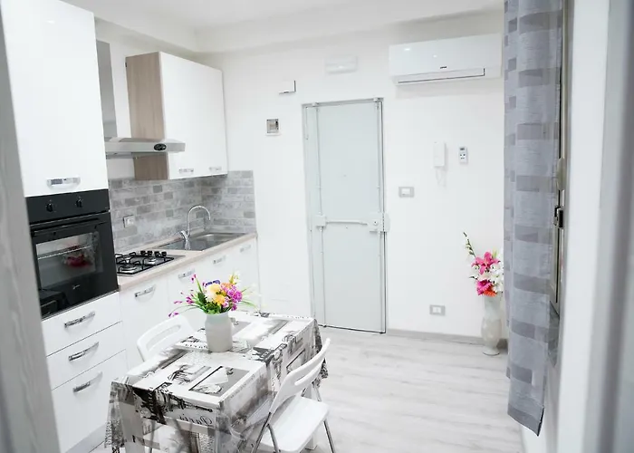 Tourist's Daire Katanya